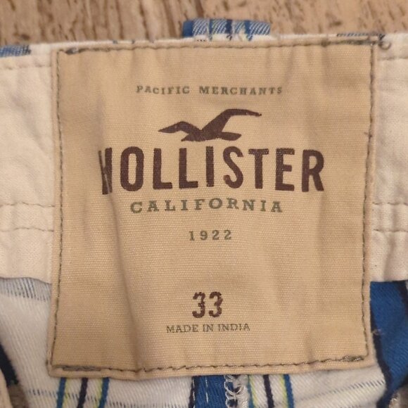 Hollister Mens 33 (measures 37x10) White Blue Plaid Cargo Shorts Button Fly - Picture 11 of 11